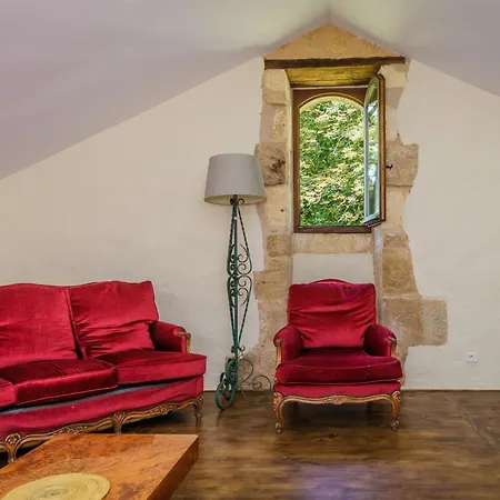 Villa Chateau De La Guerinchie, Beautiful 7 Bedroom Castle In The Heart Of The Dordogne *