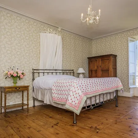 Chateau De La Guerinchie, Beautiful 7 Bedroom Castle In The Heart Of The Dordogne Villa *