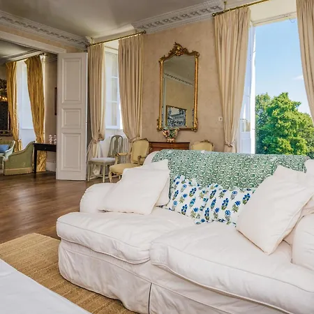 Chateau De La Guerinchie, Beautiful 7 Bedroom Castle In The Heart Of The Dordogne Villa