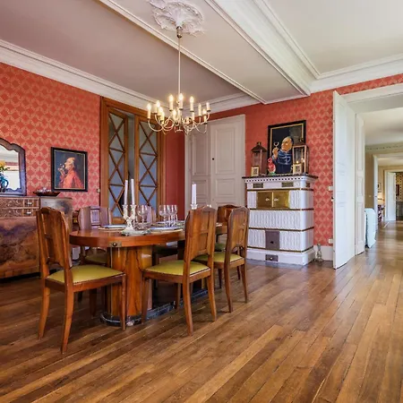 Villa Chateau De La Guerinchie, Beautiful 7 Bedroom Castle In The Heart Of The Dordogne Thiviers