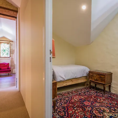 Chateau De La Guerinchie, Beautiful 7 Bedroom Castle In The Heart Of The Dordogne Βίλα