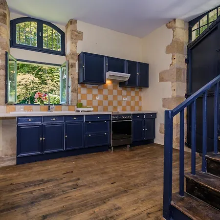 Chateau De La Guerinchie, Beautiful 7 Bedroom Castle In The Heart Of The Dordogne Villa *