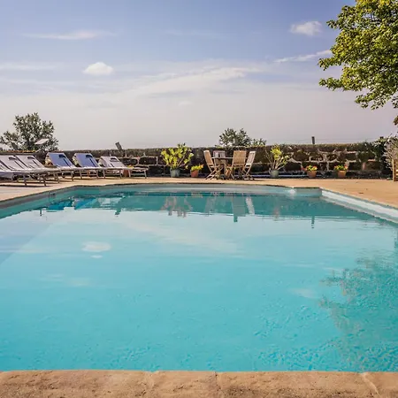 Chateau De La Guerinchie, Beautiful 7 Bedroom Castle In The Heart Of The Dordogne Villa *