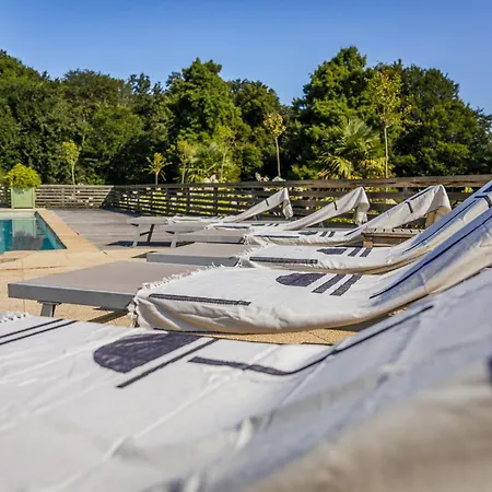 Chateau De La Guerinchie, Beautiful 7 Bedroom Castle In The Heart Of The Dordogne