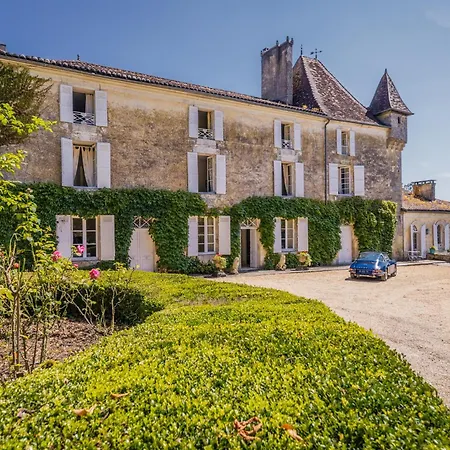 Villa Chateau De La Guerinchie, Beautiful 7 Bedroom Castle In The Heart Of The Dordogne Thiviers