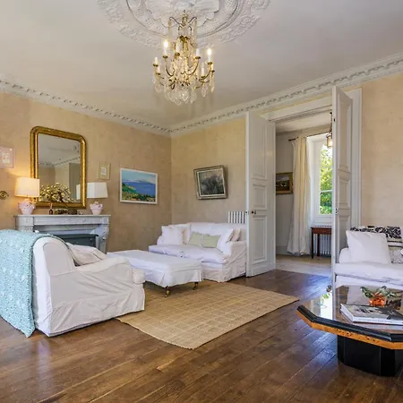 Chateau De La Guerinchie, Beautiful 7 Bedroom Castle In The Heart Of The Dordogne * Thiviers