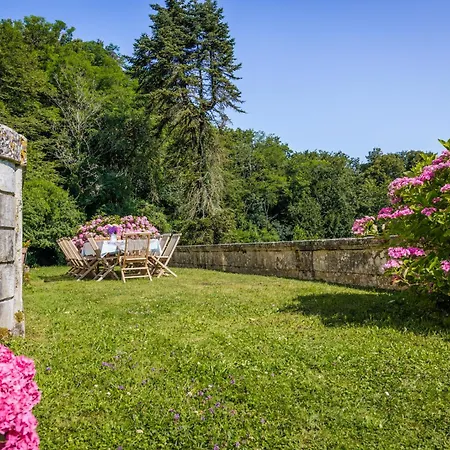 Villa Chateau De La Guerinchie, Beautiful 7 Bedroom Castle In The Heart Of The Dordogne Thiviers