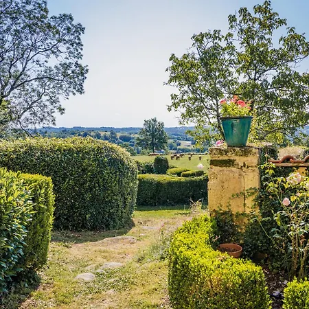 Chateau De La Guerinchie, Beautiful 7 Bedroom Castle In The Heart Of The Dordogne Thiviers