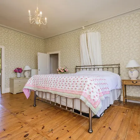 Villa Chateau De La Guerinchie, Beautiful 7 Bedroom Castle In The Heart Of The Dordogne *