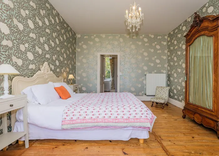 فيلة Chateau De La Guerinchie, Beautiful 7 Bedroom Castle In The Heart Of The Dordogne *