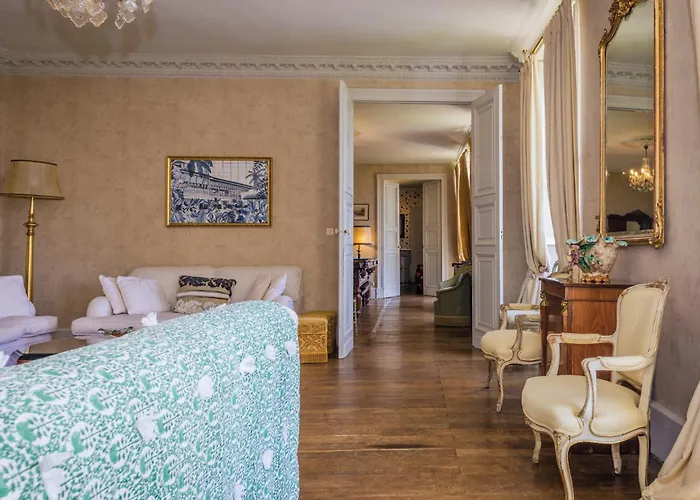 Chateau De La Guerinchie, Beautiful 7 Bedroom Castle In The Heart Of The Dordogne فيلة Thiviers