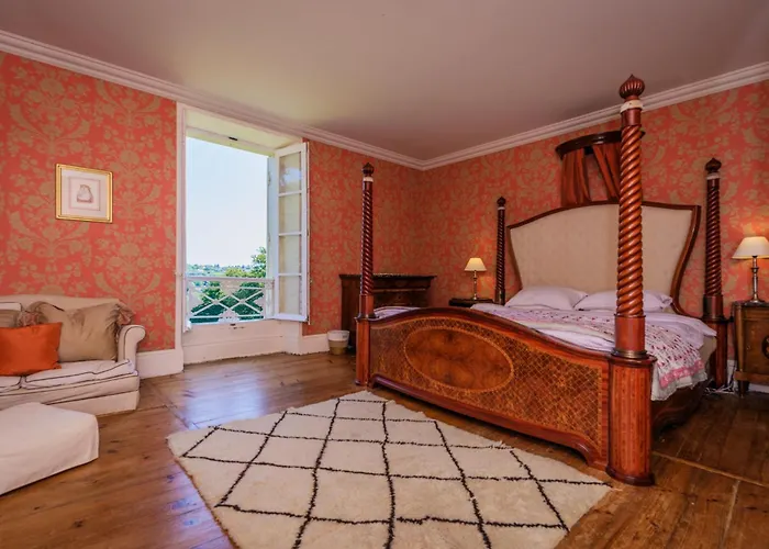 Chateau De La Guerinchie, Beautiful 7 Bedroom Castle In The Heart Of The Dordogne فيلة *